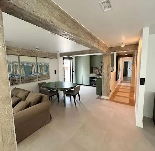 Excelente Piso A Estrenar En El Sardinero 公寓