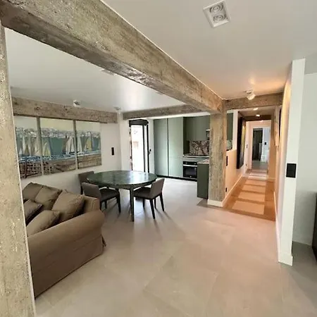 Excelente Piso A Estrenar En El Sardinero Apartman